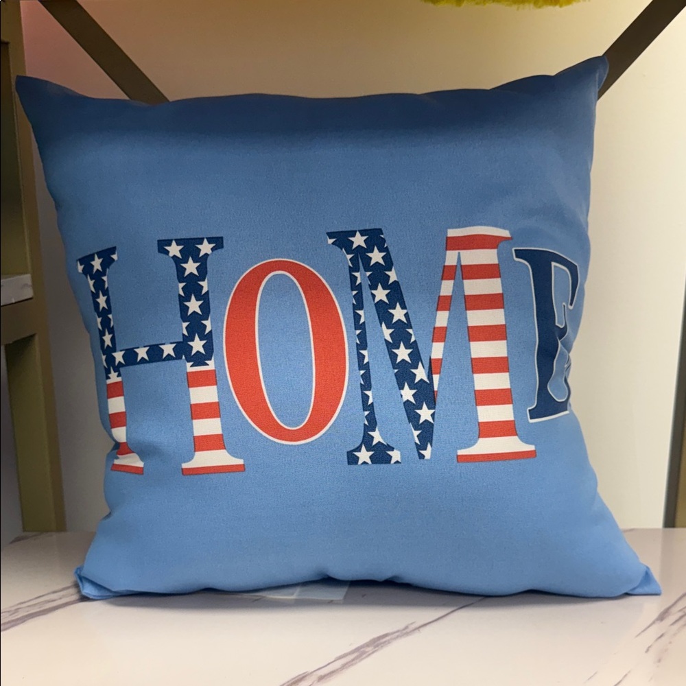 New outdoor Blue HOME Decorative Pillow - Picture 1 of 1